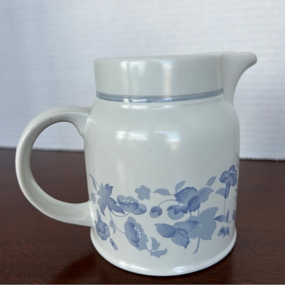 Vintage Royal Doulton Lambeth Stoneware "Shadow Play" Creamer/Milk Jug England - Picture 3 of 7